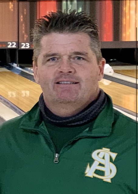 2021 Falcon Bowling District Coach of the Year Mike Klusman